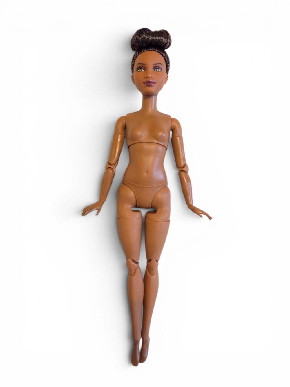 Barbie Signature 2026 Basics Model 08 Collectible Fashion Doll Petite JJX27